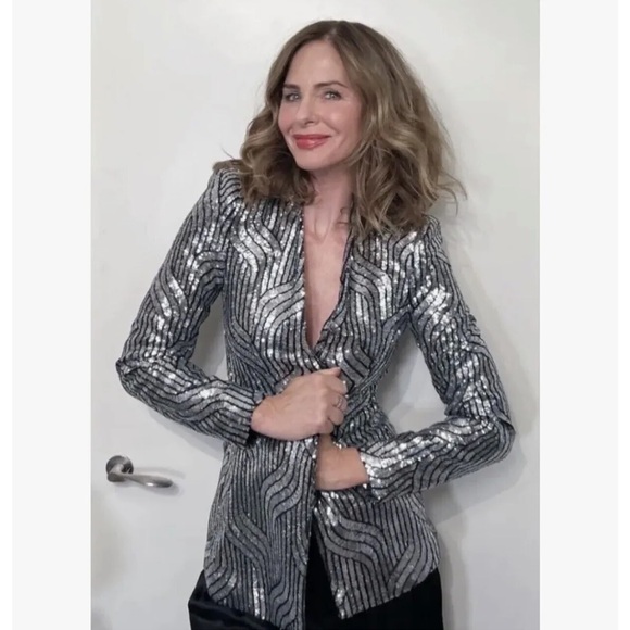 Zara SILVER LAPELLESS SEQUIN BLAZER JACKET